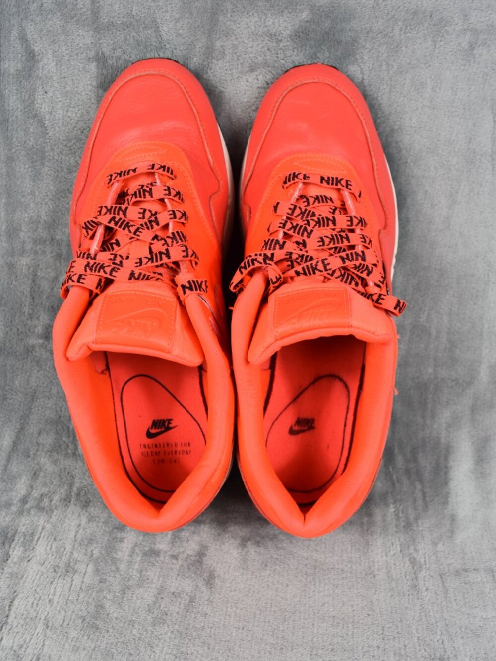Nike WMNS Air Max 1 SE Overbranding Bright Crimson Red Women Size 9.5 881101-602 - Picture 7 of 9